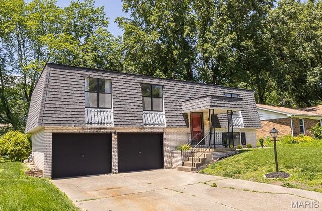 109 San Mateo Drive, Belleville, IL 62221