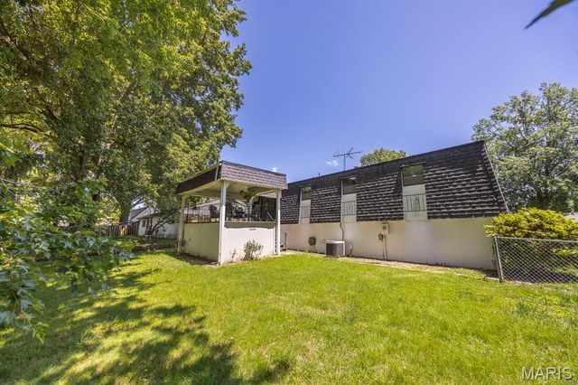 109 San Mateo Drive, Belleville, IL 62221