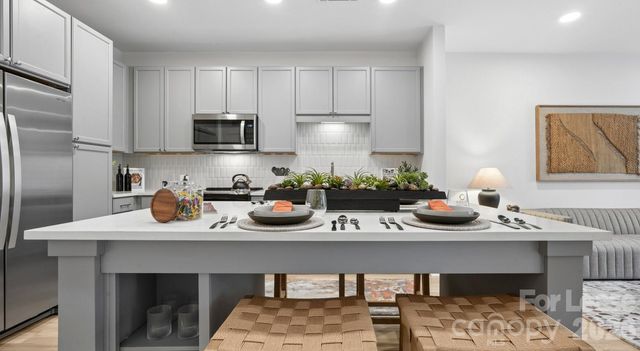 15120 Village Xing Road B1, Huntersville, NC 28078