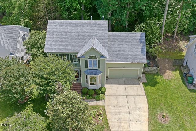 104 Canterstone Court, Cary, NC 27518