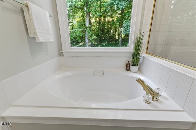 104 Canterstone Court, Cary, NC 27518