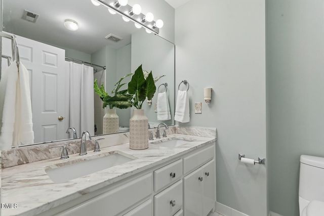 104 Canterstone Court, Cary, NC 27518