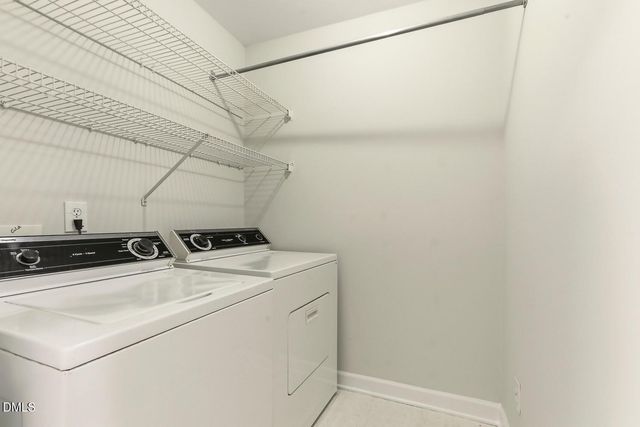 104 Canterstone Court, Cary, NC 27518