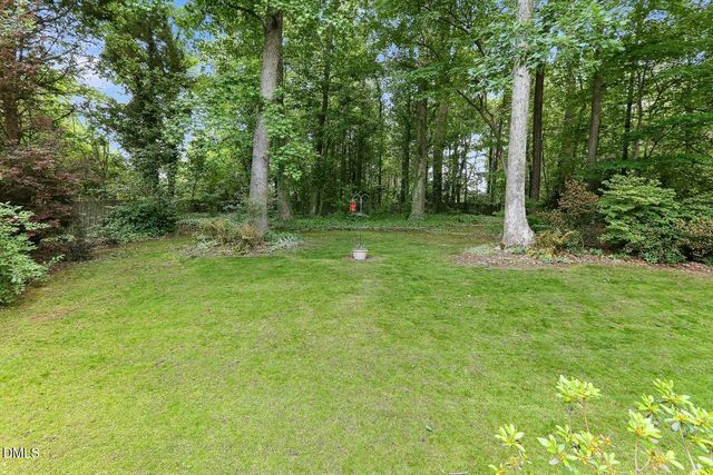 104 Canterstone Court, Cary, NC 27518