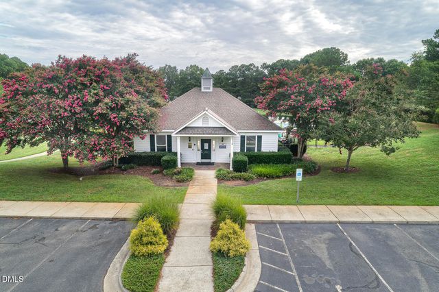104 Canterstone Court, Cary, NC 27518