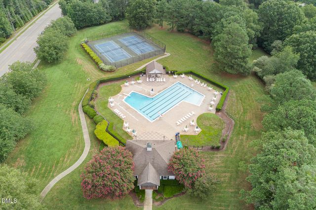104 Canterstone Court, Cary, NC 27518