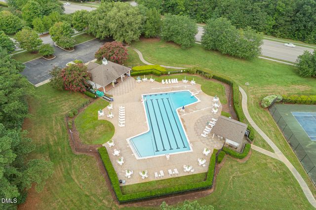 104 Canterstone Court, Cary, NC 27518