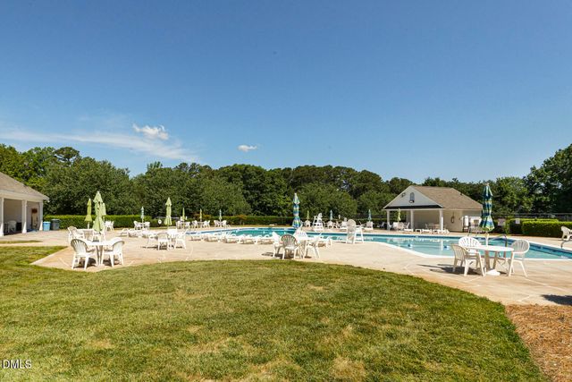 104 Canterstone Court, Cary, NC 27518