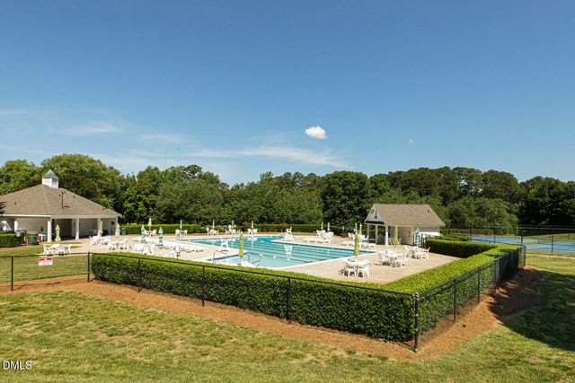 104 Canterstone Court, Cary, NC 27518