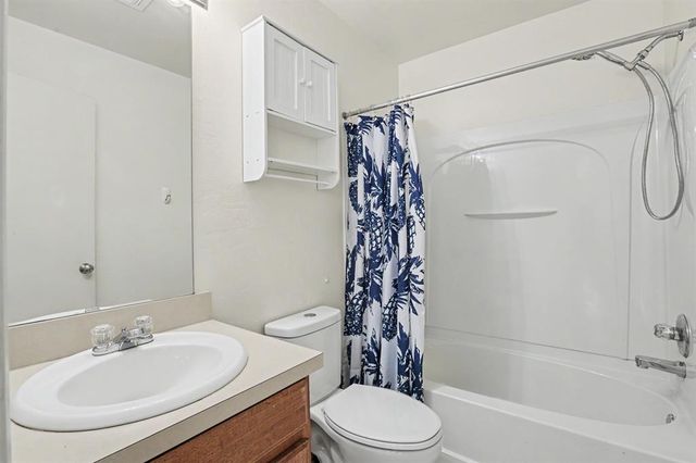 15513 Camellia Road, Oklahoma City, OK 73170