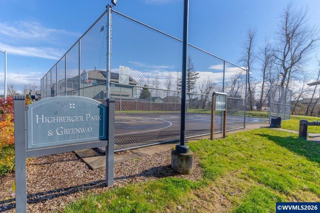 9824 Elk St, Aumsville, OR 97325