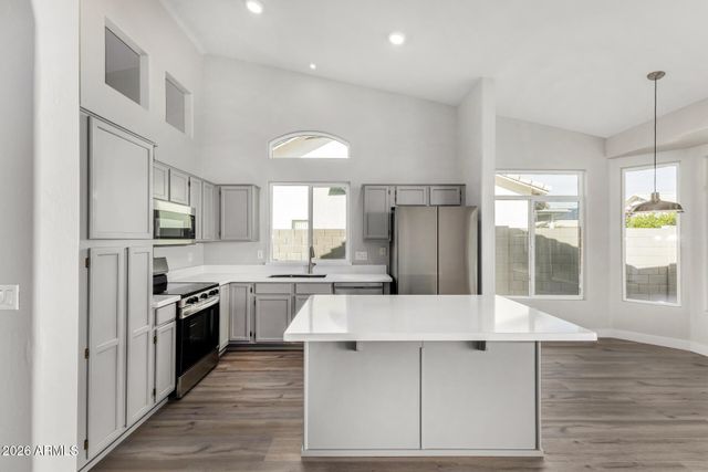 13766 W CAMBRIDGE Avenue, Goodyear, AZ 85395