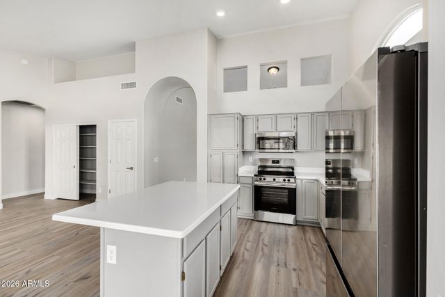 13766 W CAMBRIDGE Avenue, Goodyear, AZ 85395