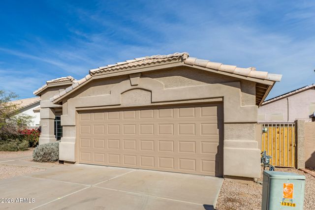 13766 W CAMBRIDGE Avenue, Goodyear, AZ 85395
