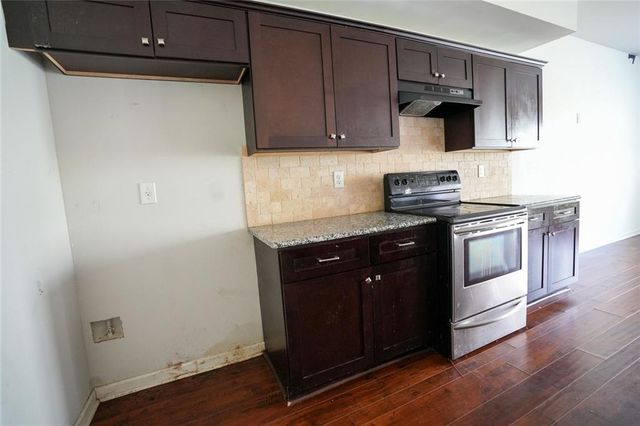 1584 Iris Walk, Jonesboro, GA 30238