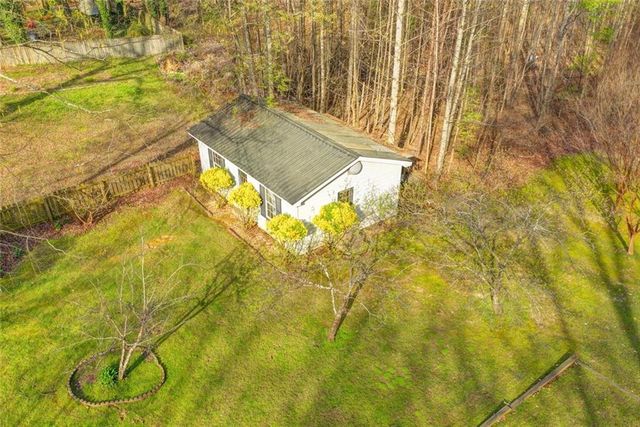 940 Winnbrook Drive, Dacula, GA 30019