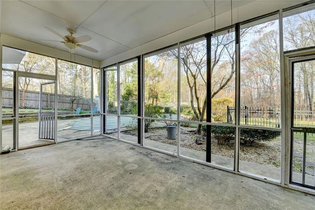 940 Winnbrook Drive, Dacula, GA 30019