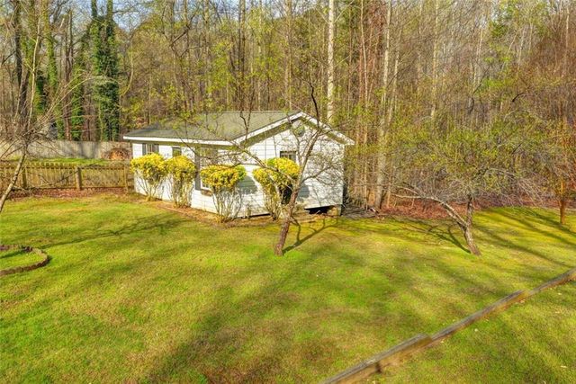 940 Winnbrook Drive, Dacula, GA 30019