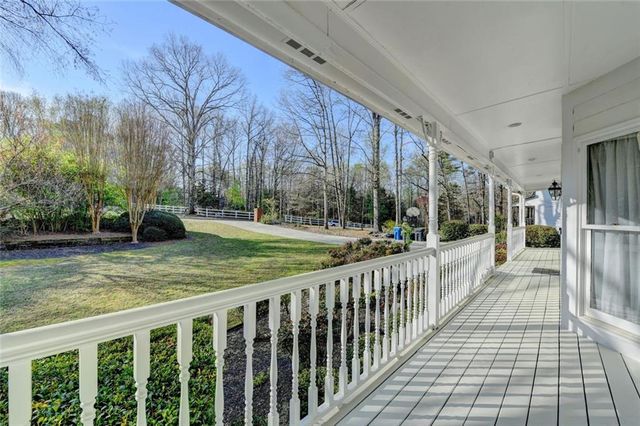 940 Winnbrook Drive, Dacula, GA 30019