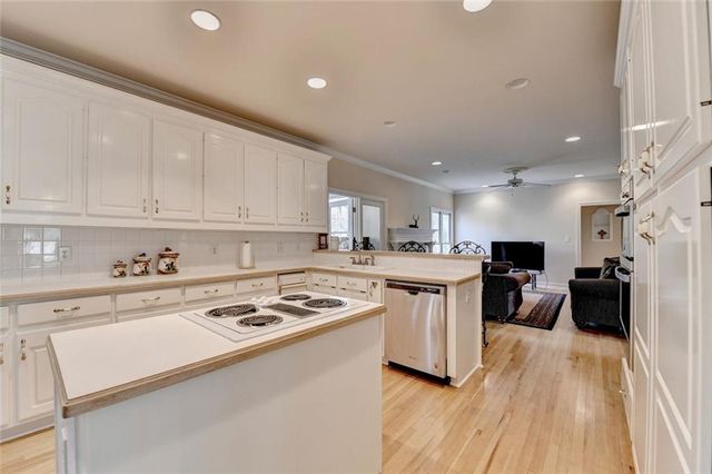 940 Winnbrook Drive, Dacula, GA 30019