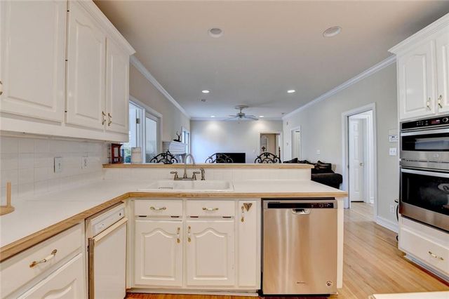 940 Winnbrook Drive, Dacula, GA 30019