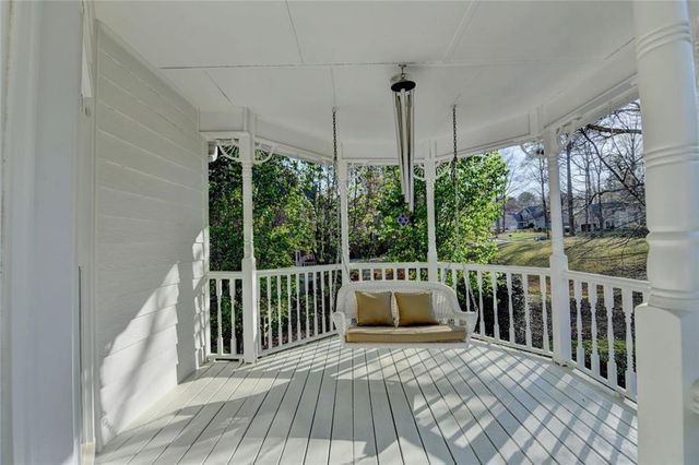 940 Winnbrook Drive, Dacula, GA 30019