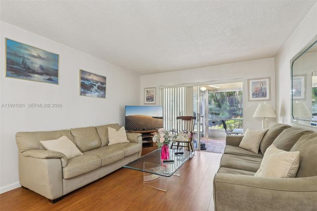 3050 N Holiday Springs Blvd 101, Margate, FL 33063