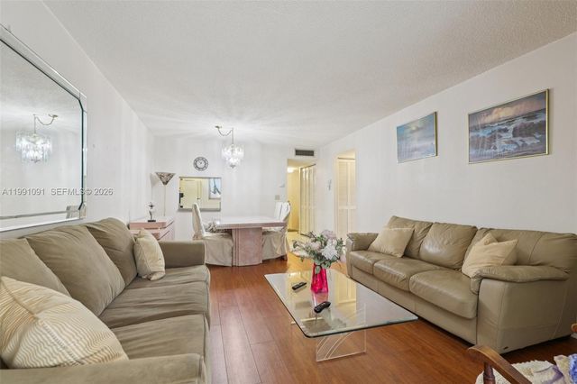 3050 N Holiday Springs Blvd 101, Margate, FL 33063