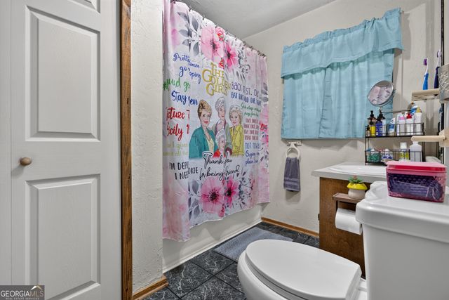 61 Rogers Cove Lane, Clayton, GA 30525