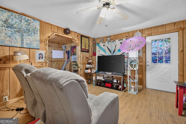 61 Rogers Cove Lane, Clayton, GA 30525