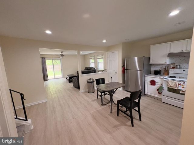 475 LA CASCATA TNHS, Clementon, NJ 08021