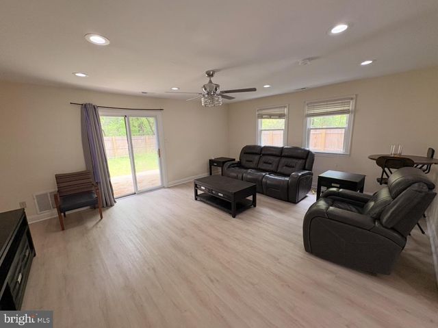 475 LA CASCATA TNHS, Clementon, NJ 08021