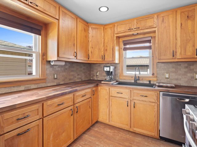 2837 38th Street, Highland, IN 46322