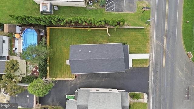 3515 BROWNSVILLE RD, Trevose, PA 19053