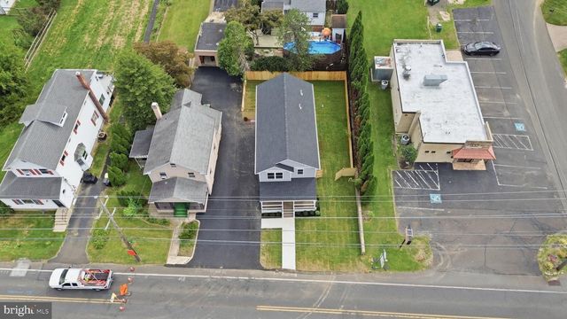3515 BROWNSVILLE RD, Trevose, PA 19053