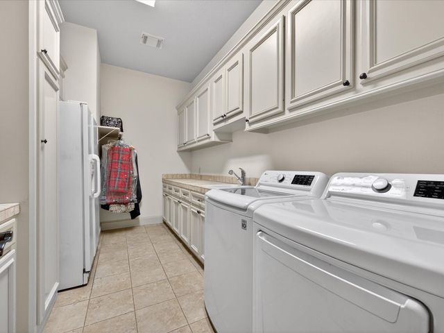 16623 Fern Rock Falls Court, Spring, TX 77379