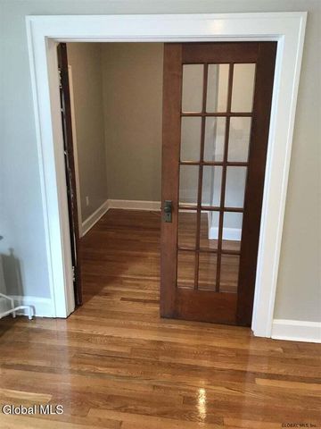 11 Homestead Avenue, Albany, NY 12203