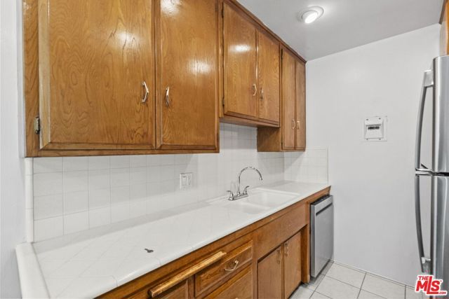 15529 Moorpark Street Apt. 3, Encino (los Angeles), CA 91436