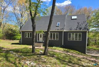54 Highlawn Street, Waterbury, CT 06705