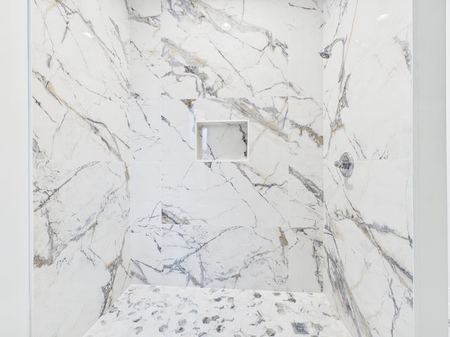 6642 S Drexel Avenue, Chicago, IL 60637