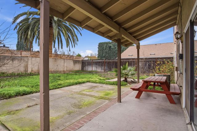 416 Ramsey Dr, Modesto, CA 95356