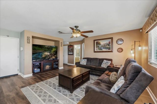 23506 Badger Creek, Menifee, CA 92587