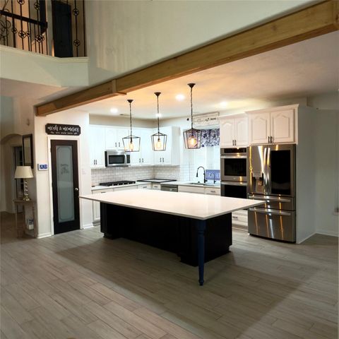 20954 Kransburg Ridge Drive, Porter, TX 77365