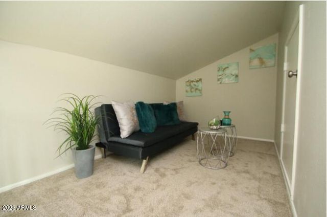 2 E Loma Lane, Phoenix, AZ 85020