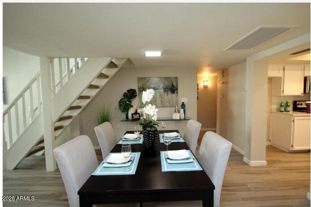 2 E Loma Lane, Phoenix, AZ 85020