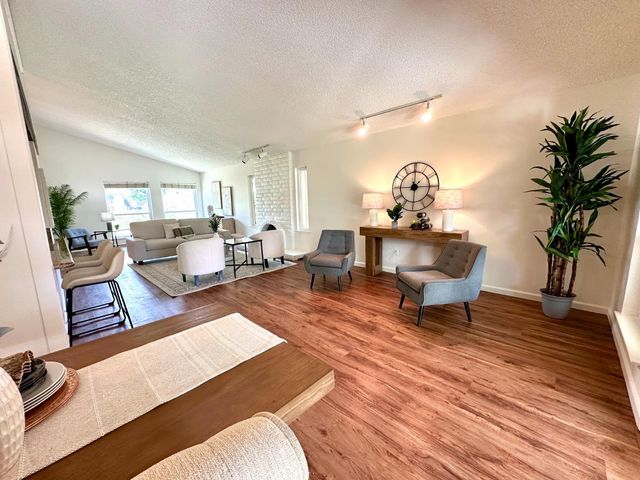 6612 Carmelwood Dr, Citrus Heights, CA 95621
