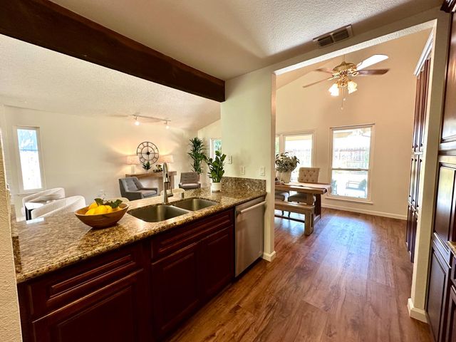 6612 Carmelwood Dr, Citrus Heights, CA 95621