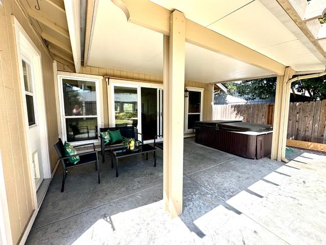 6612 Carmelwood Dr, Citrus Heights, CA 95621