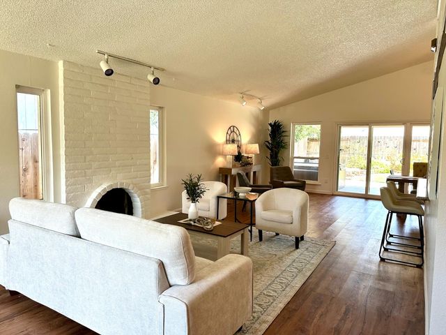 6612 Carmelwood Dr, Citrus Heights, CA 95621