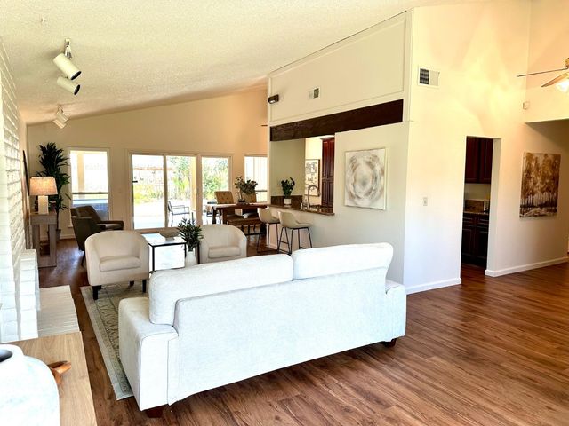 6612 Carmelwood Dr, Citrus Heights, CA 95621